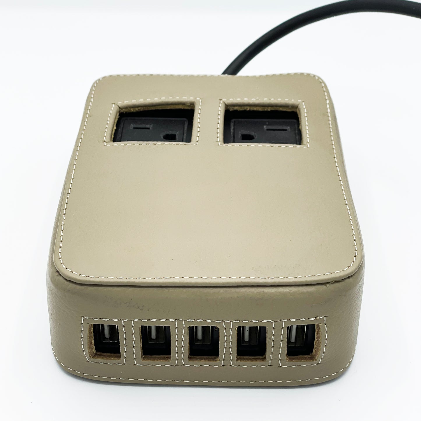 GUS Hospitality — Power Hub with Customizable Genuine Leather Cover