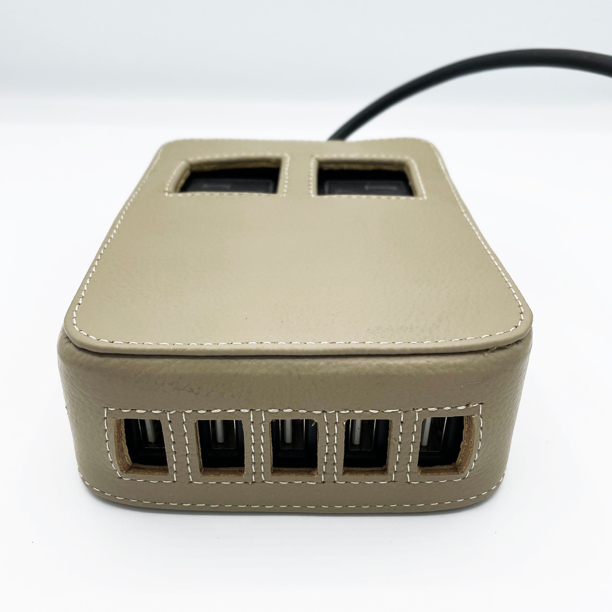 GUS Hospitality — Power Hub with Customizable Genuine Leather Cover