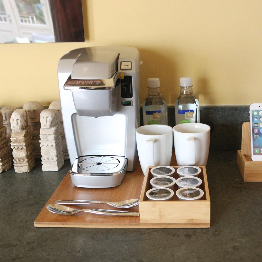 Beverage organizer tray - Bamboo